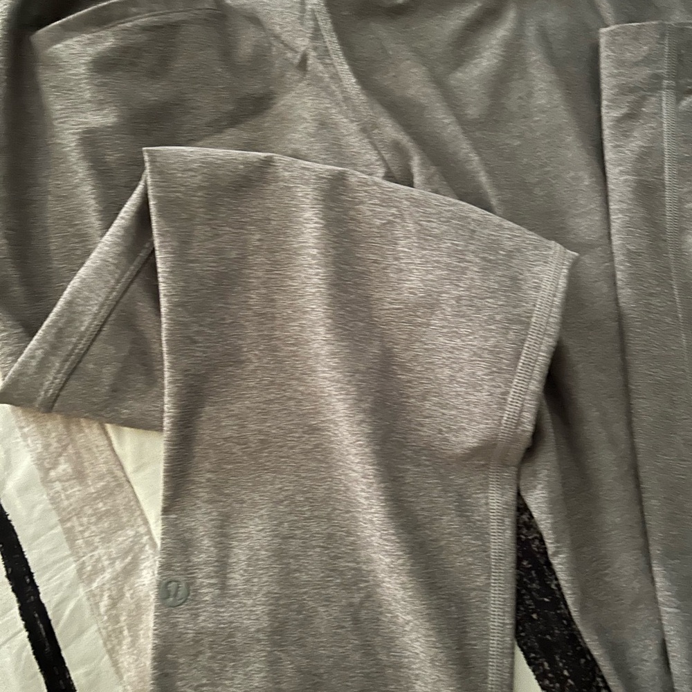 Lululemon pant bundle - Picture 2 of 3